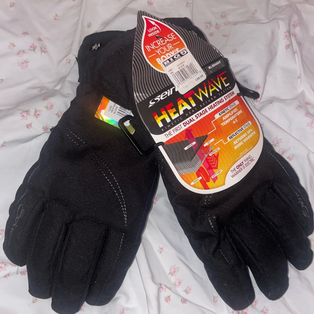 Serous heatwave gloves